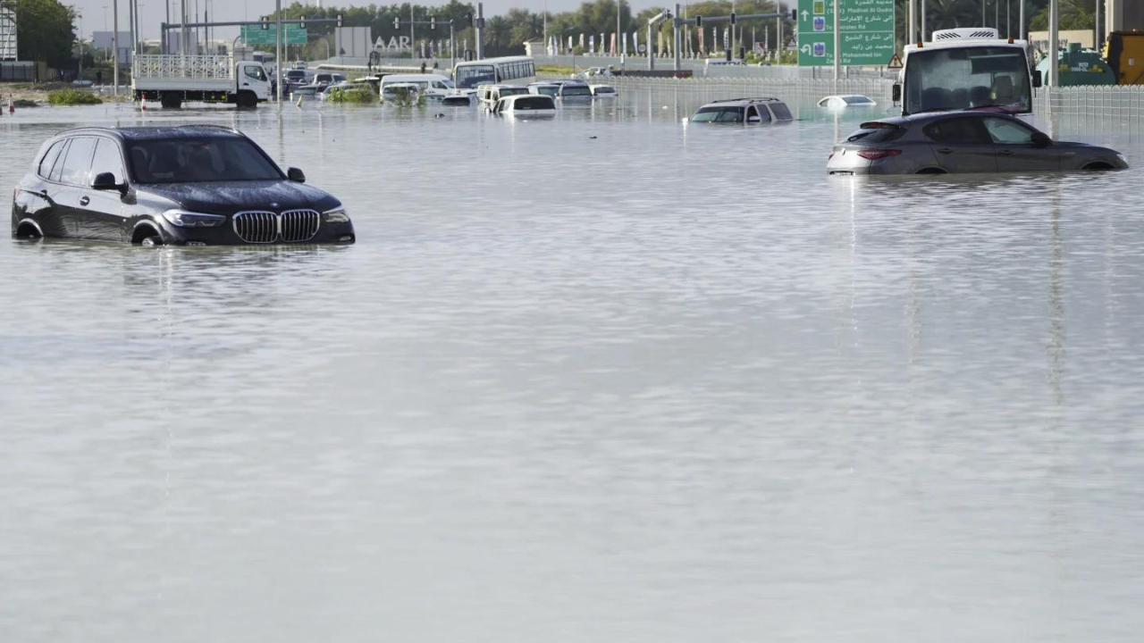 Dubai Rain News Heaviest Rainfall On Record What Caused Unexpected Deluge In Dessert City Of 