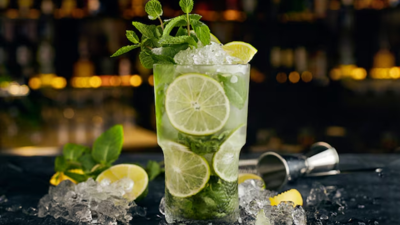 Summer Special Drinks: Try These 7 Refreshing Mojito Recipes To Beat ...