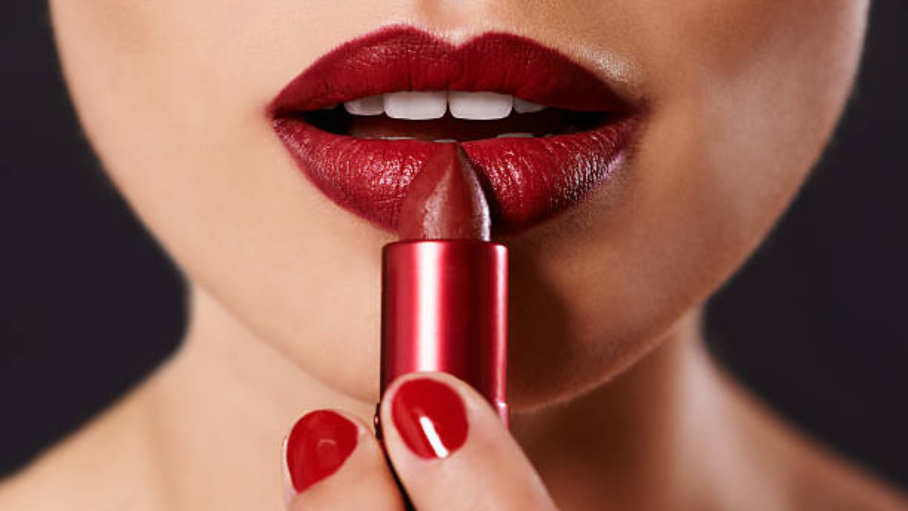 major side effects of applying lipstick on lip regularly