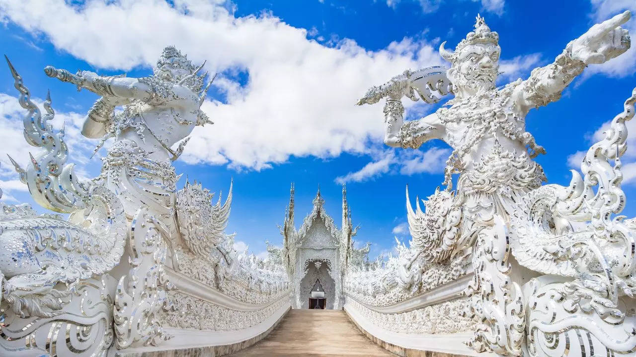 The White Temple in Thailand's Chiang Rai. Credit: Canva
