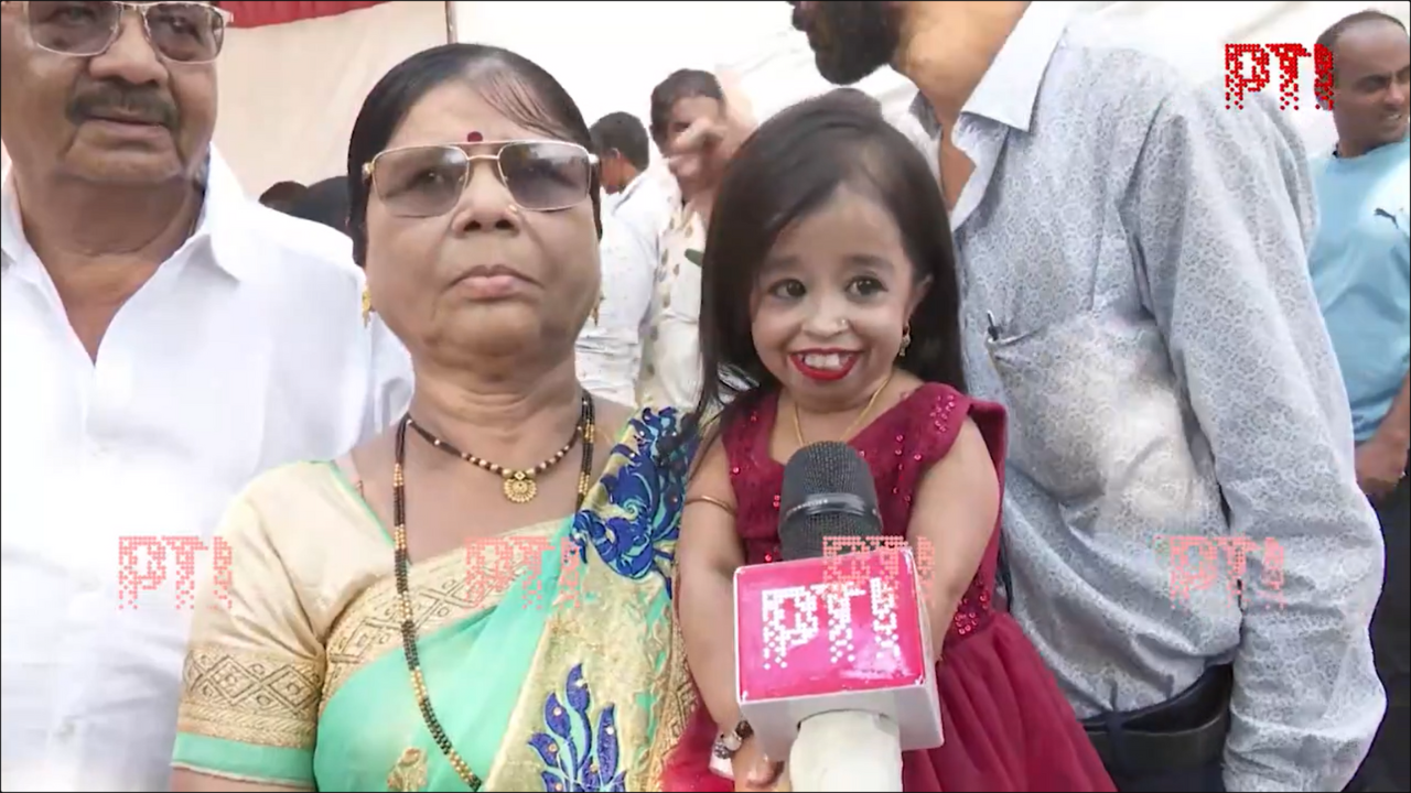 'It's Our Duty' Says Jyoti Amge, World's Shortest Woman, After Casting Vote In Nagpur