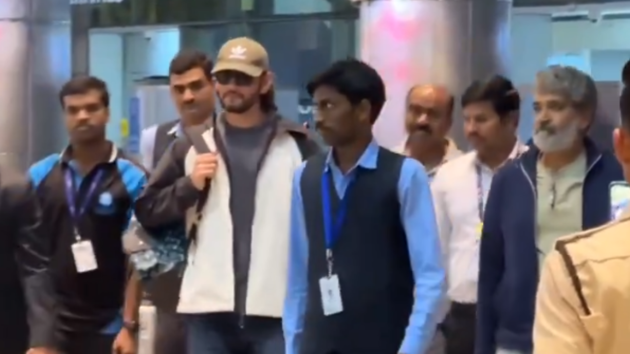 Mahesh Babu, S S Rajamouli Arriving At The Airport After Their Recce