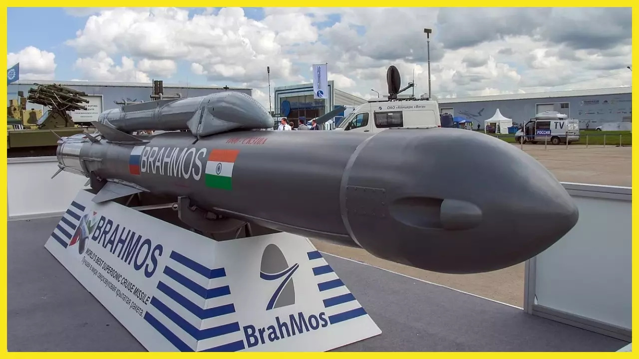 India Delivers First Batch Of BrahMos Missile To Philippines | All About The $375 Million Deal