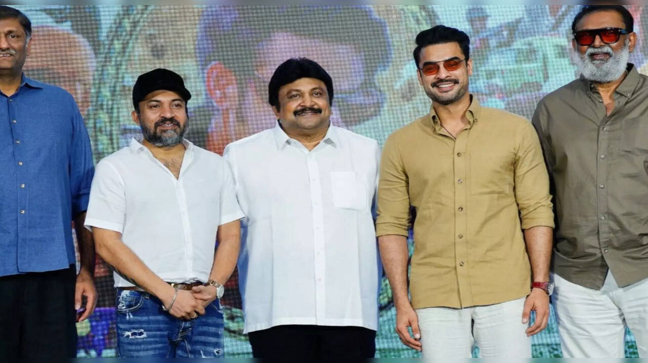  டோவினோ தாமஸ் நடிக்கும் நடிகர் படத்தின் தமிழ் டீசர்! 