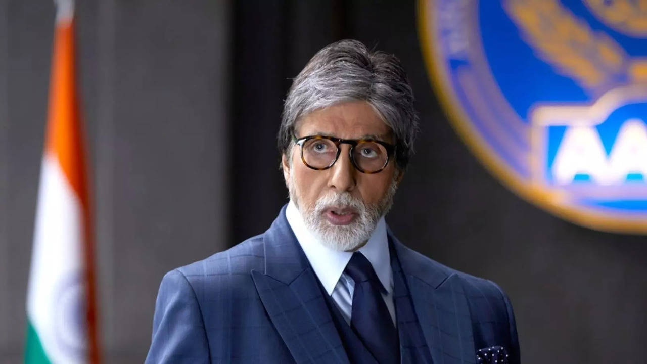 Amitabh Bachchan On Evolution Of Asking A Lady For A Dance, 'Those Were The Days...'