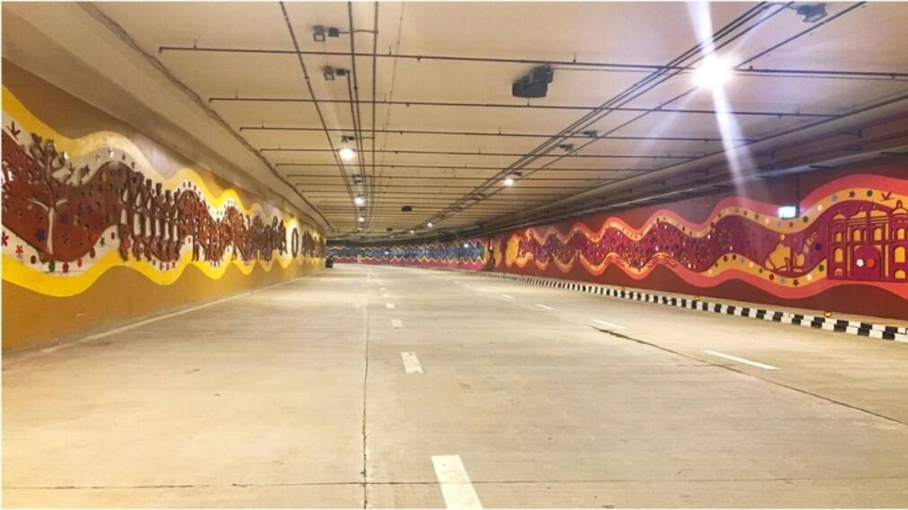 pragati maidan tunnel