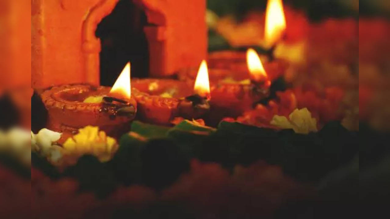 Rules of lighting lamps for puja