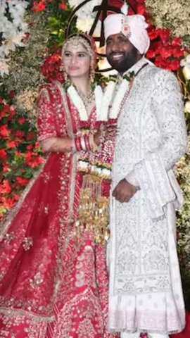 Inside Arti Singh-Dipak Chauhan's Grand Wedding