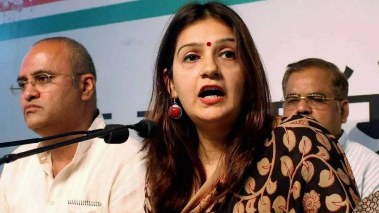 PRIYANKA CHATURVEDI