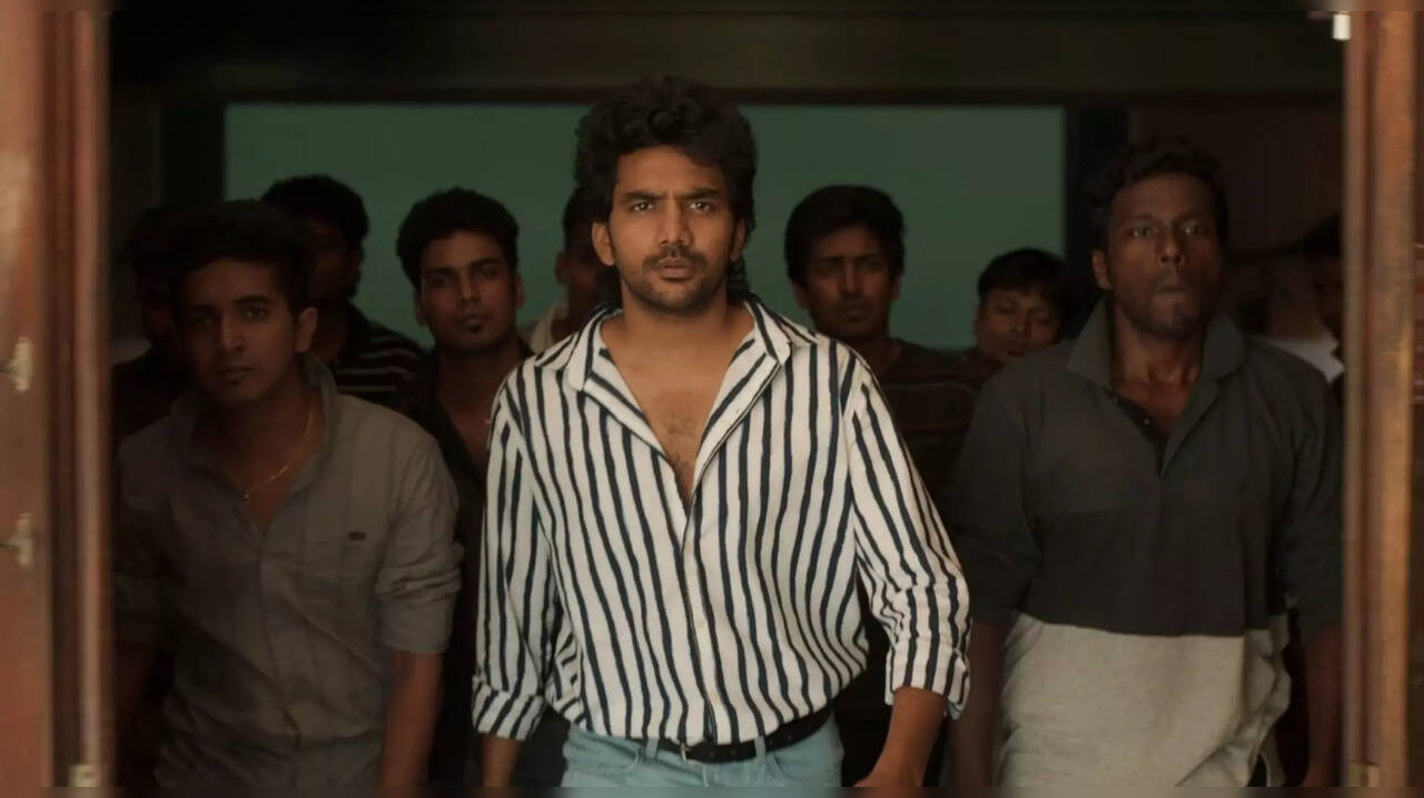  கவினின் மிரள வைக்கும் ஸ்டார் பட ட்ரெய்லர்! 