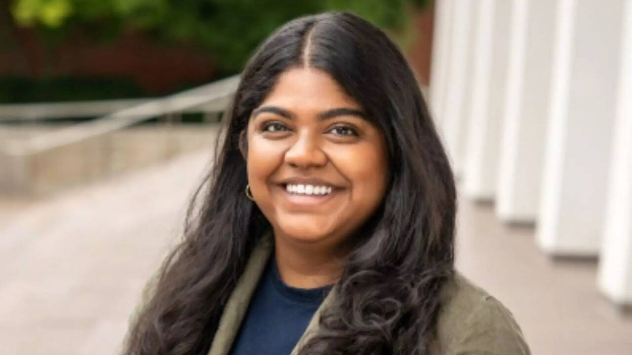  பாலஸ்தீன ஆதரவு போராட்டம்.. கோவை மாணவி அமெரிக்காவில் கைது.. பல்கலைக்கழகத்தில் நுழைய தடை 