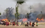 Fire Breaks Out In Bihars Bettiah Several Houses Damaged  VIDEO
