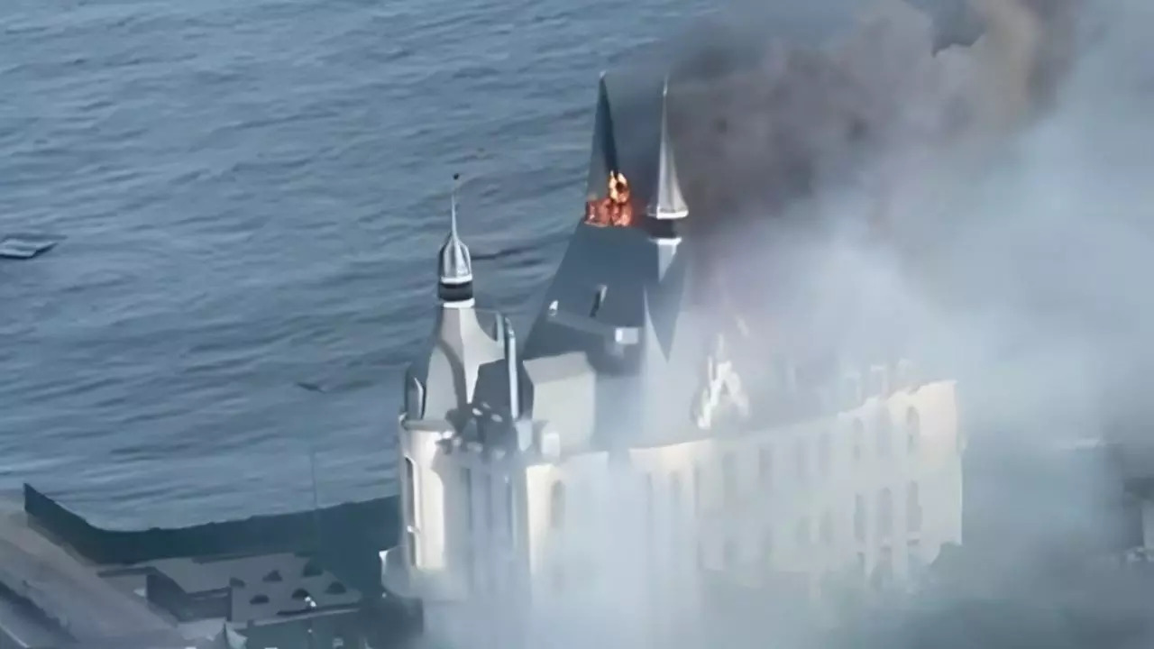 Russia's President Putin Ordered Air Raid Destroys 'Harry Potter' Castle Built Along Red Sea