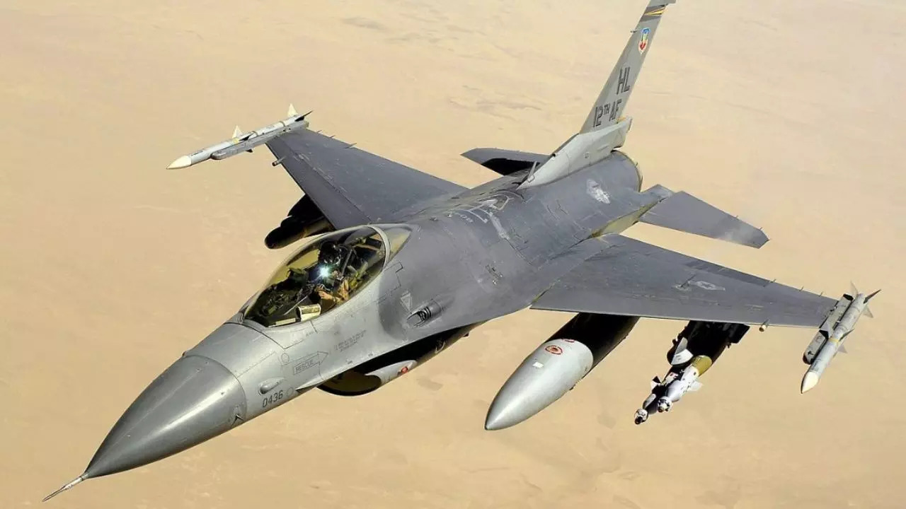 F-16 Jet