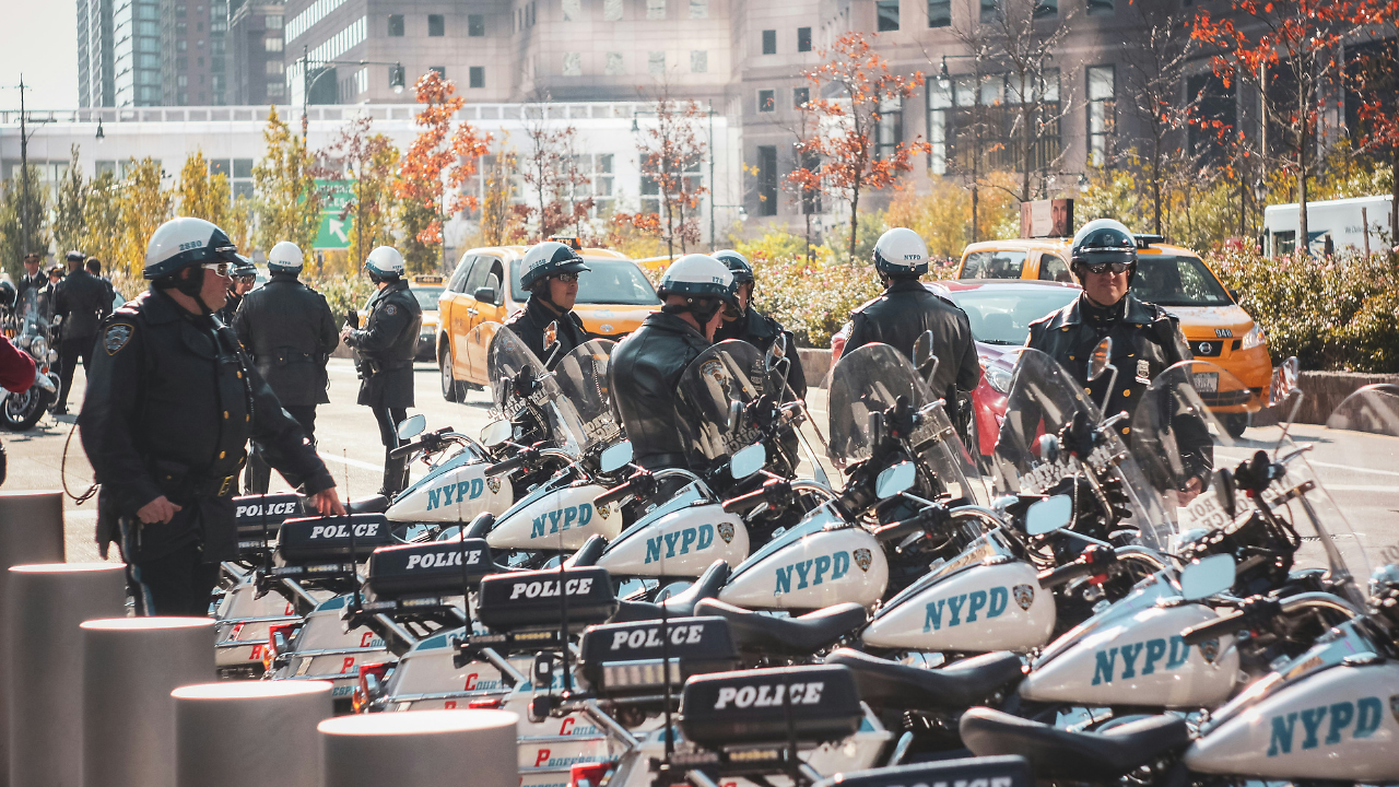 Hundreds Of NYPD Officers At Columbia University Protests, Raid ...