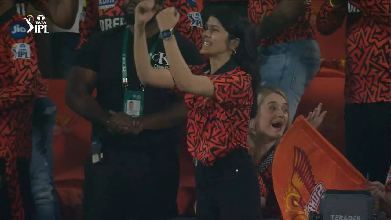 Kavya Maran celebrates after SRH beat RR by 1 run in IPL 2024 match.