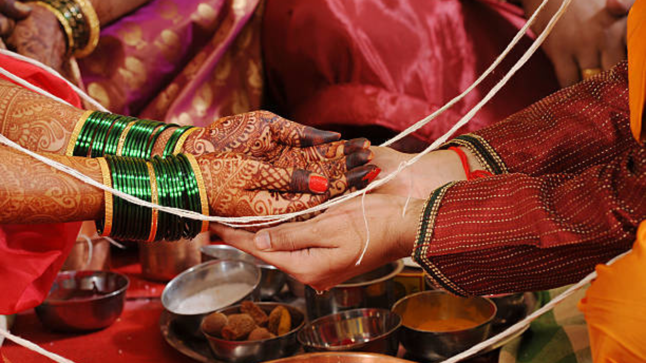 disadvantages of late marriage in marathi