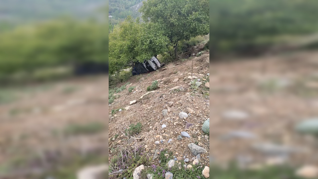 Army Vehicle Meets With Accident