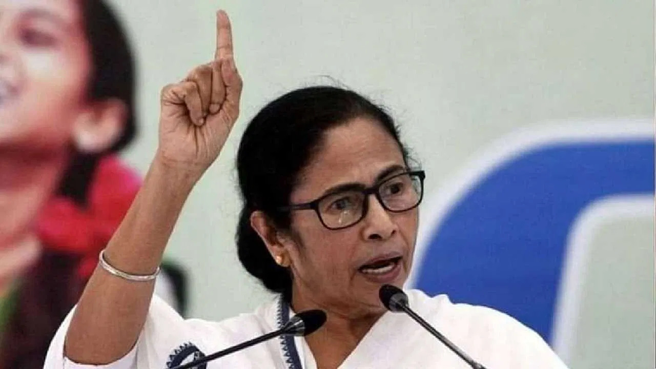 After the sting video surfaced, Mamata Banerjee slammed the BJP-led Central government