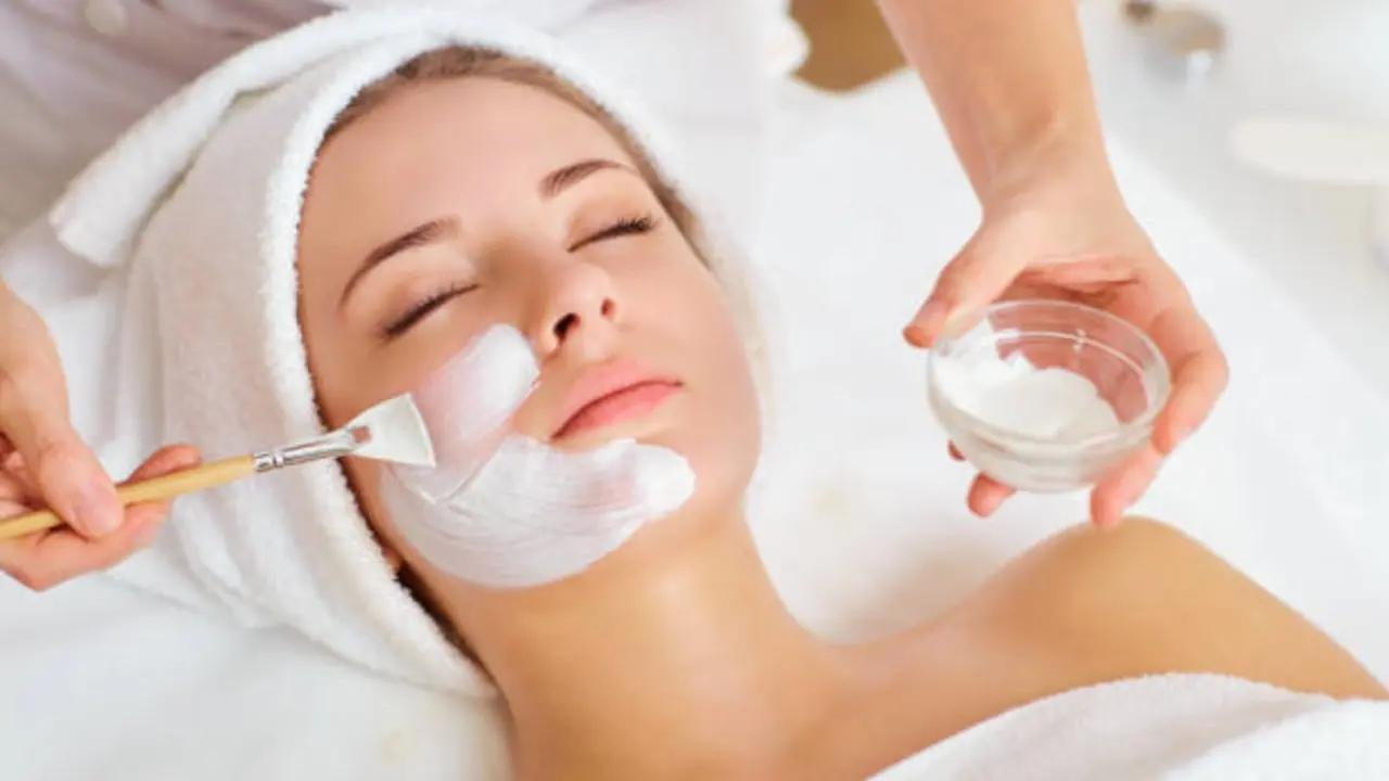 how many days before the wedding should get the bridal facial done know the perfect tips