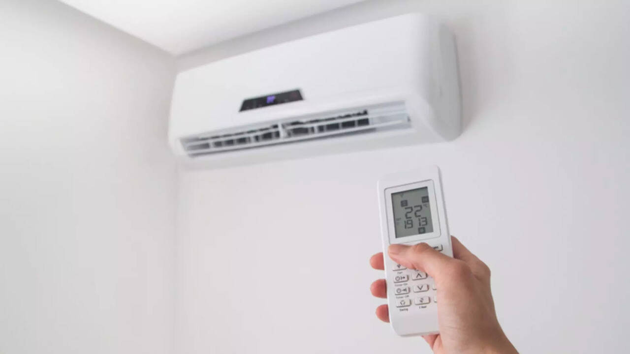  ஏசி பயன்பாட்டிற்கு கூட கட்டுப்பாடு.. கோடை கால மின்நுகர்வு அதிகரித்ததால் கேரளா மின்வாரியம் அதிரடி நடவடிக்கை 