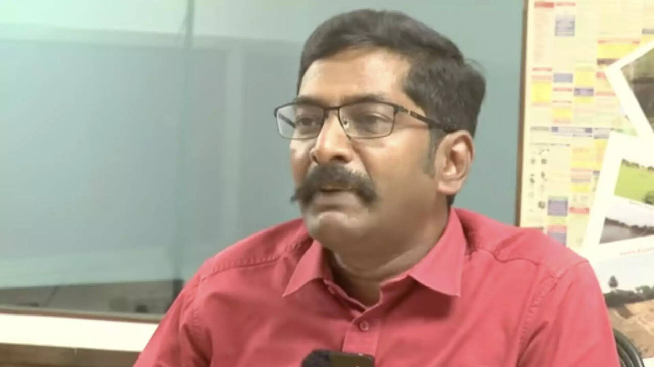  சவுக்கு சங்கரின் சர்ச்சை பேட்டியை வெளியிட்ட யூடியூப் சேனல் மீதும் வழக்கு பதிவு 