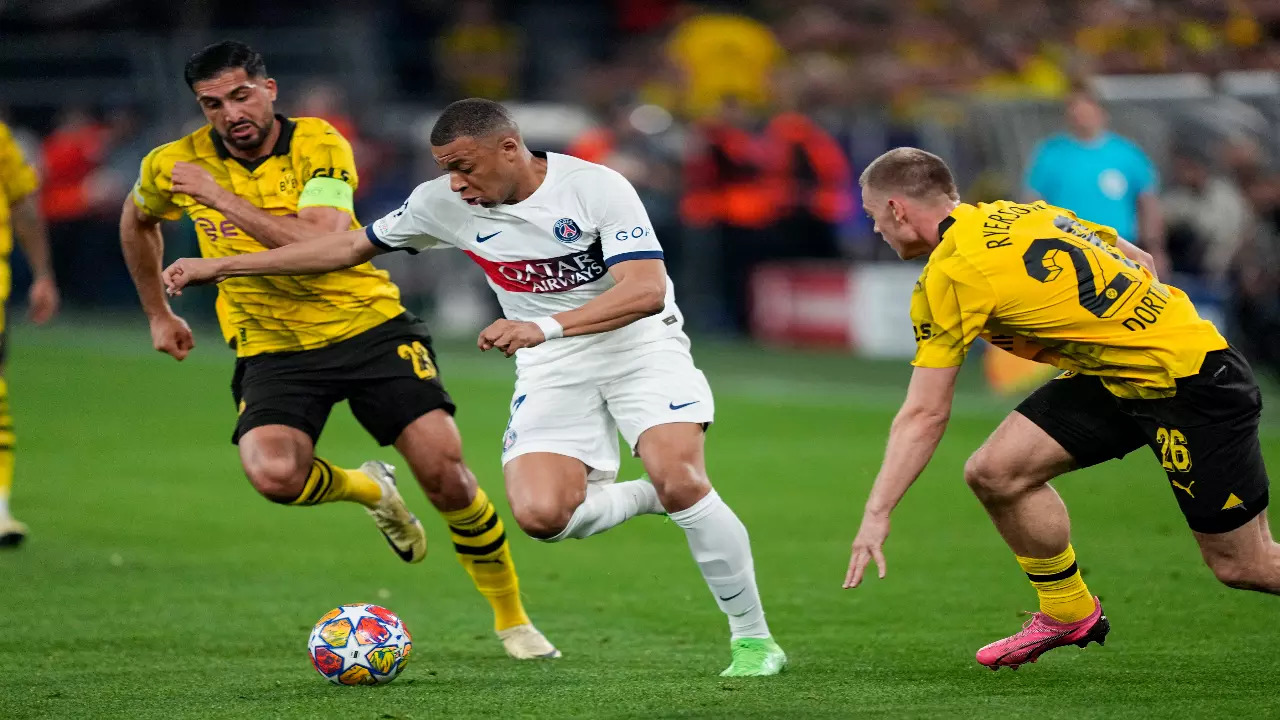 PSG's Kylian Mbappe in action action Borussia Dortmund