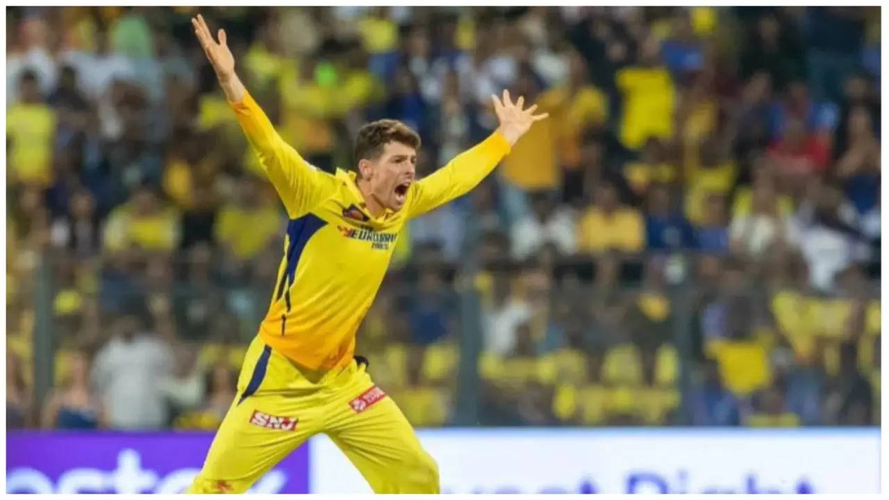 'It Might Be Frustrating At Times', Mitchell Santner Opens Up On Getting Limited Playing Time For CSK In IPL