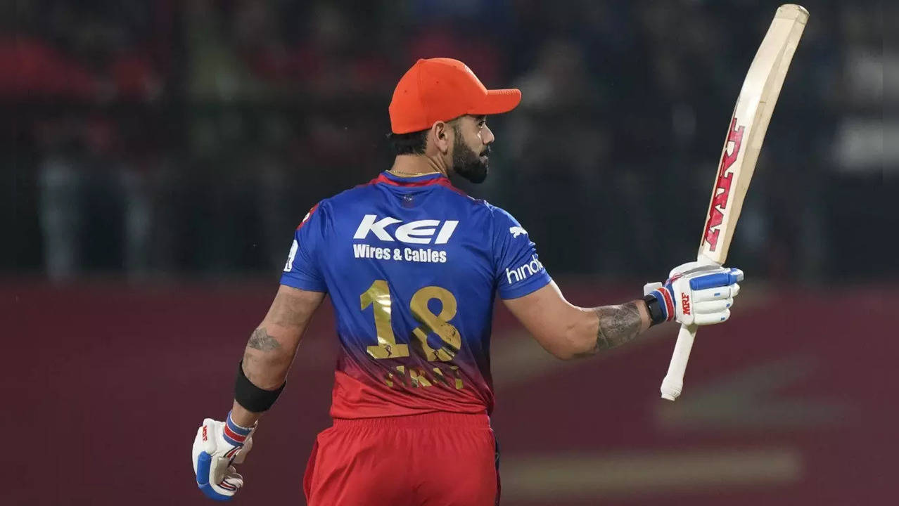 Virat Kohli becomes 2nd batter to score 600 runs in an IPL season four times