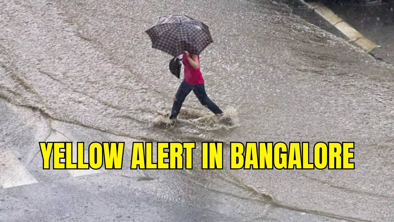 Bangalore Weather: Yellow Alert Issued for Heavy Rain, Commuters Struggle as City Roads Choke