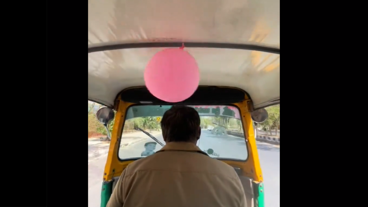 bengaluru driver adorns auto with pink balloons for daughter’s birthday posts win hearts