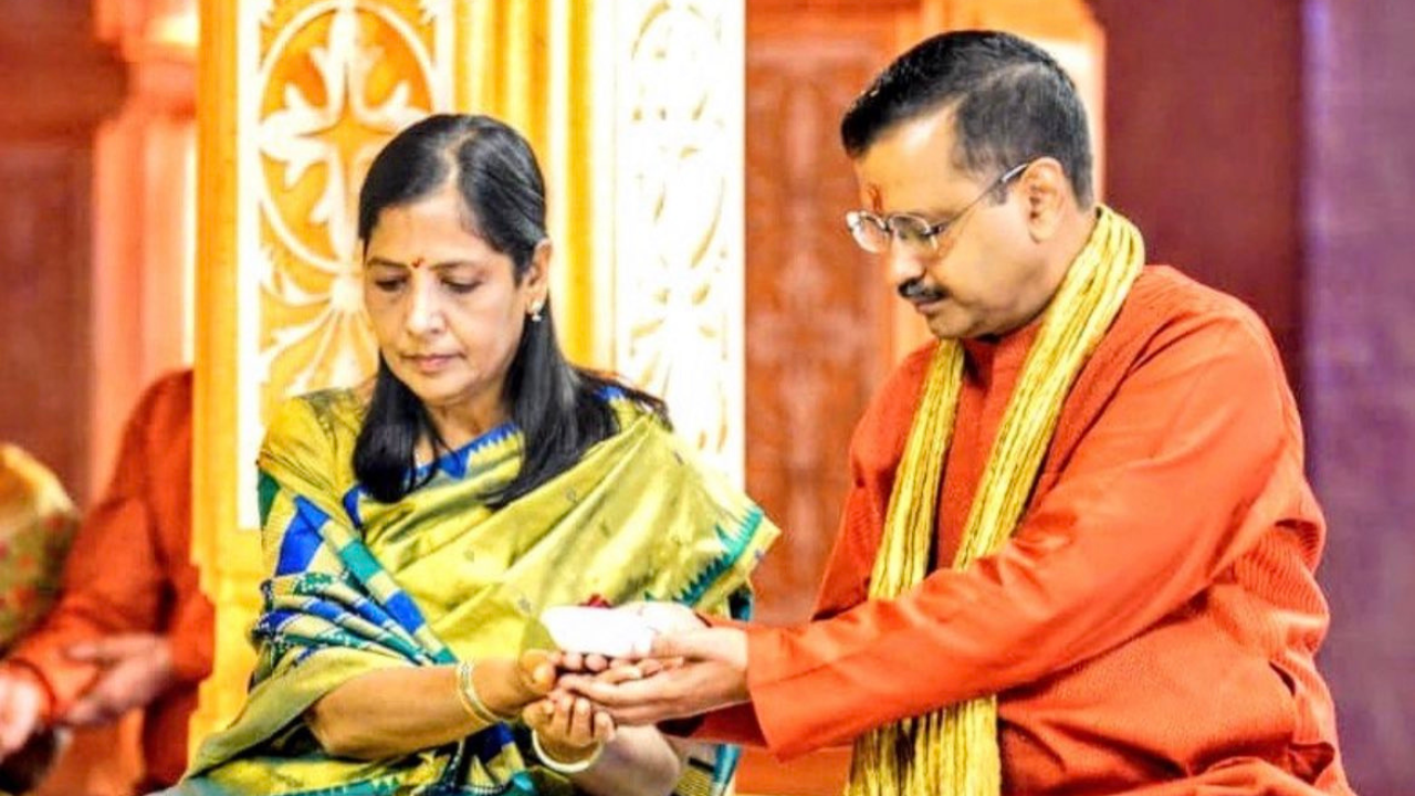 Sunita Kejriwal_Arvind Kejriwal