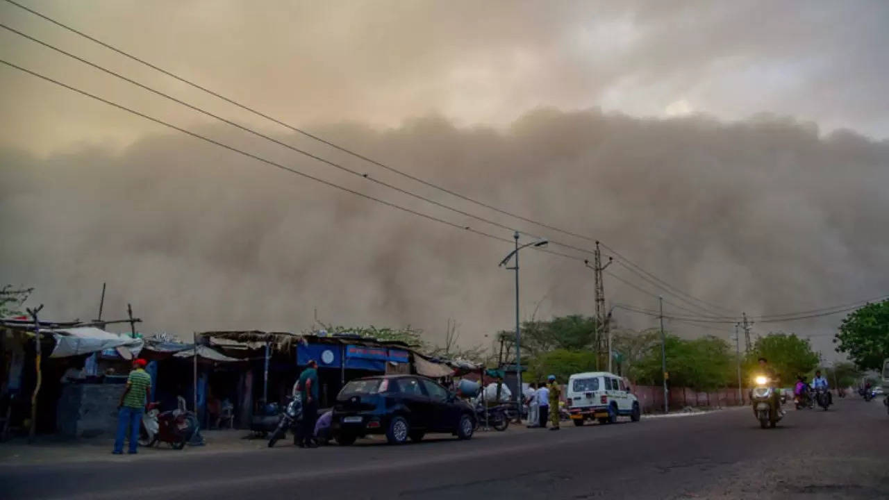 DELHI STORM