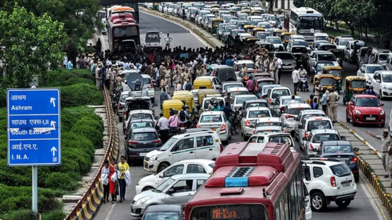 delhi traffic advisory