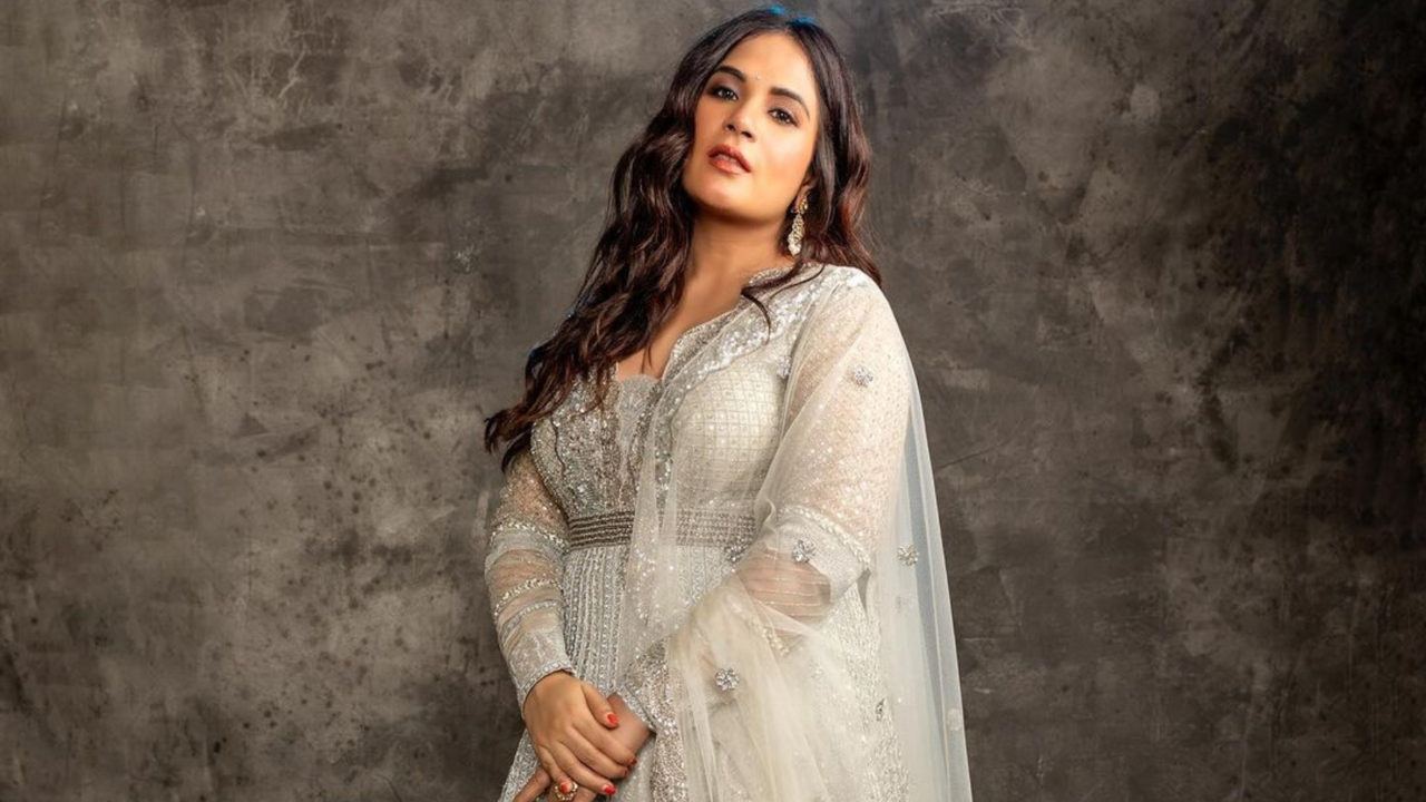 Mom-To-Be Richa Chadha On Getting Trolled For Pregnancy Weight Gain: Should I Tell Them Its Biology | EXCLUSIVE