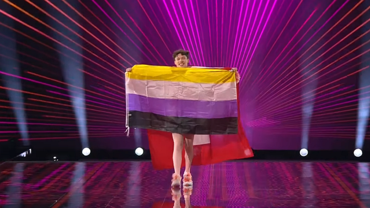 Switzerland’s Nemo Proudly Displays Non-Binary Flag On Eurovision 2024 Stage| VIDEO