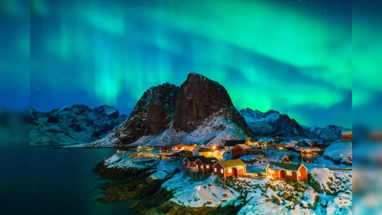 Best 7 Places To View Aurora Borealis