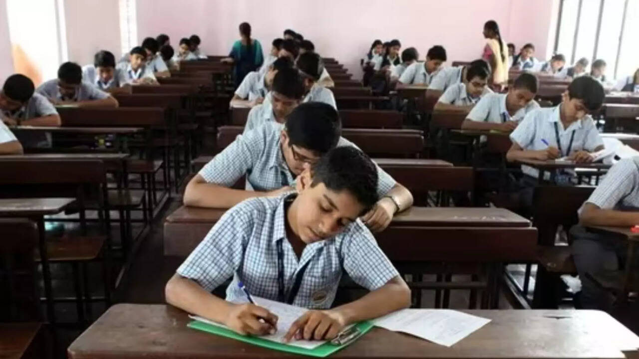  பத்தாம் வகுப்பு தோல்வி அடைந்தவர்களுக்கான துணைத் தேர்வு எப்போது? முக்கிய தகவல்கள் வெளியீடு 