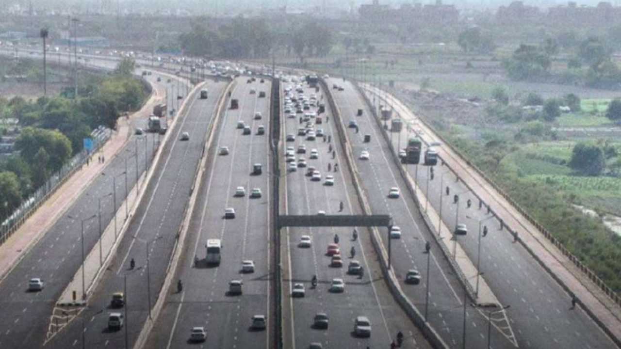 ghaziabad: commuters on delhi-meerut expressway can now exit near crossings republik
