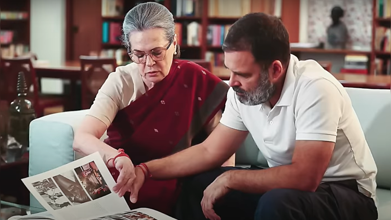 Rahul Gandhi With Mother Sonia Gandhi