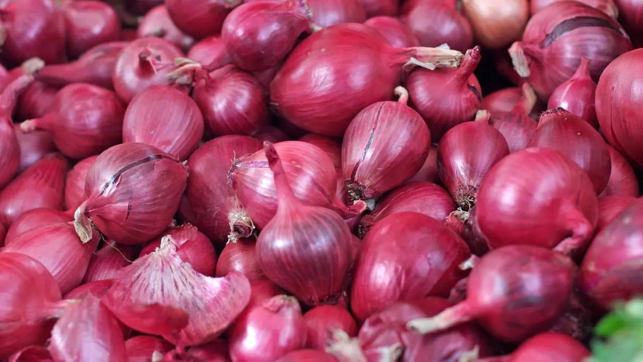 Onion Export Ban, Onion Price, Onion Demand, Exports, Price