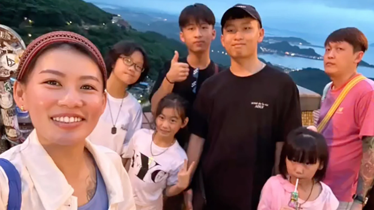 Singaporean influencer's story has sparked a heated social media debate, dividing opinion.
