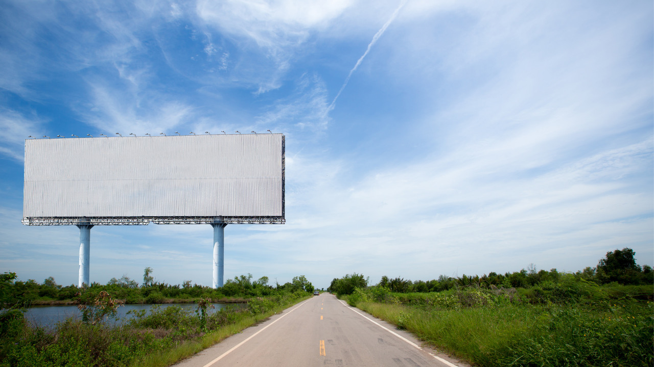 MCD has issued an advisory to all advertising agencies, urging them to conduct structural audit and assess the strength of pillars and unipoles. (Representational Image)