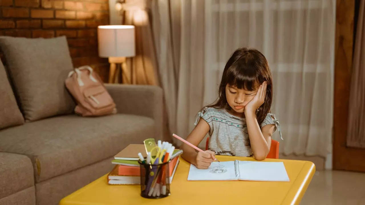 Reasons Why It's Okay To Let Your Child Feel Bored