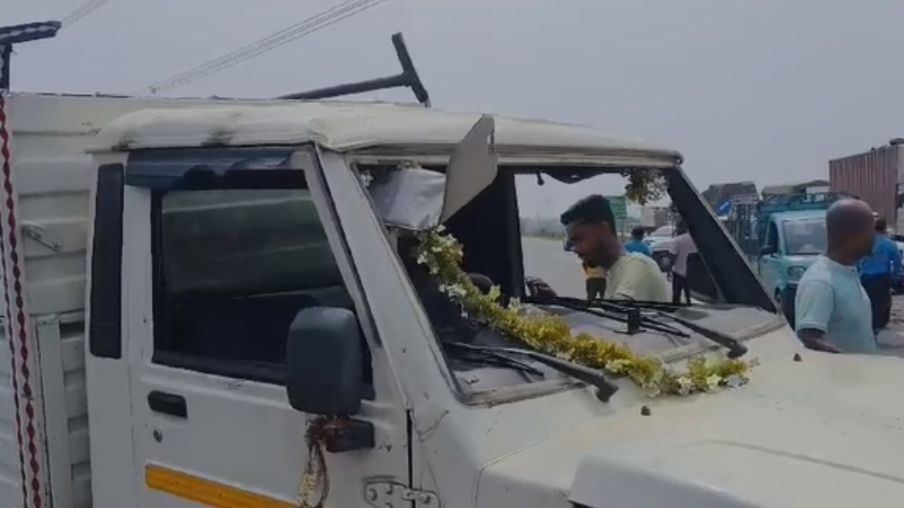 Siliguri: Two dead, 26 hurt after pickup van turns turtle