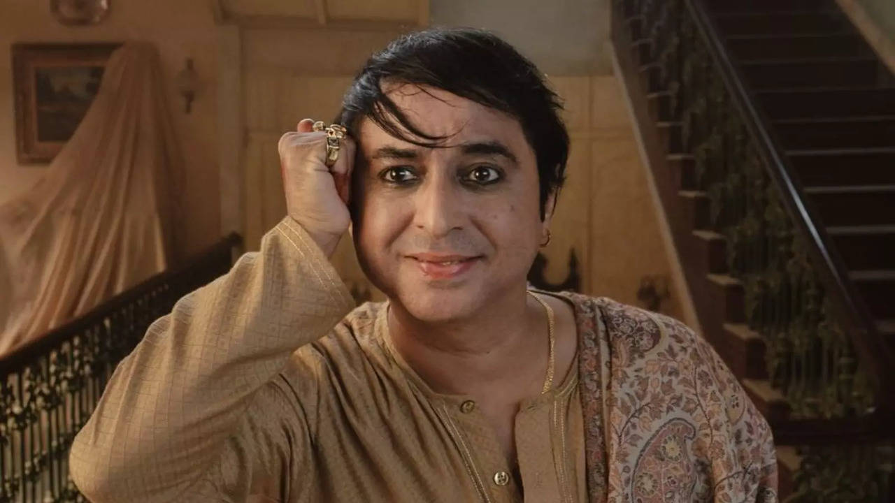 Heeramandi's Indresh Malik Says 'LGBTQIA Alien Thodi Hote Hai' | EXCLUSIVE