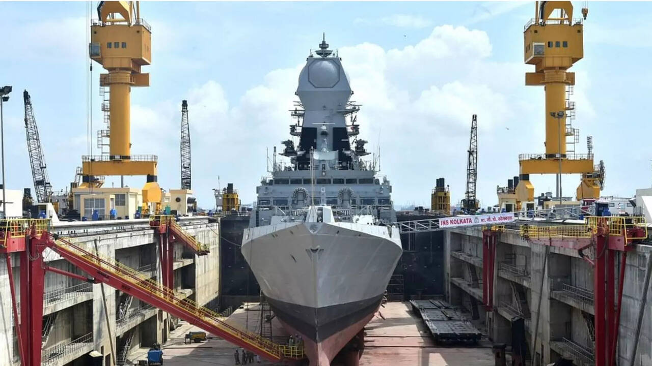  8 ஆம் வகுப்பு முடித்திருந்தால் போதும்... கப்பல்துறையில் காத்திருக்கும் வேலை ! 