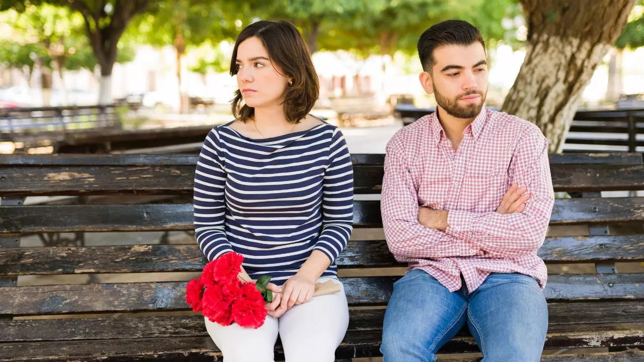 10 Times You Shouldn't Say Sorry To Your Partner