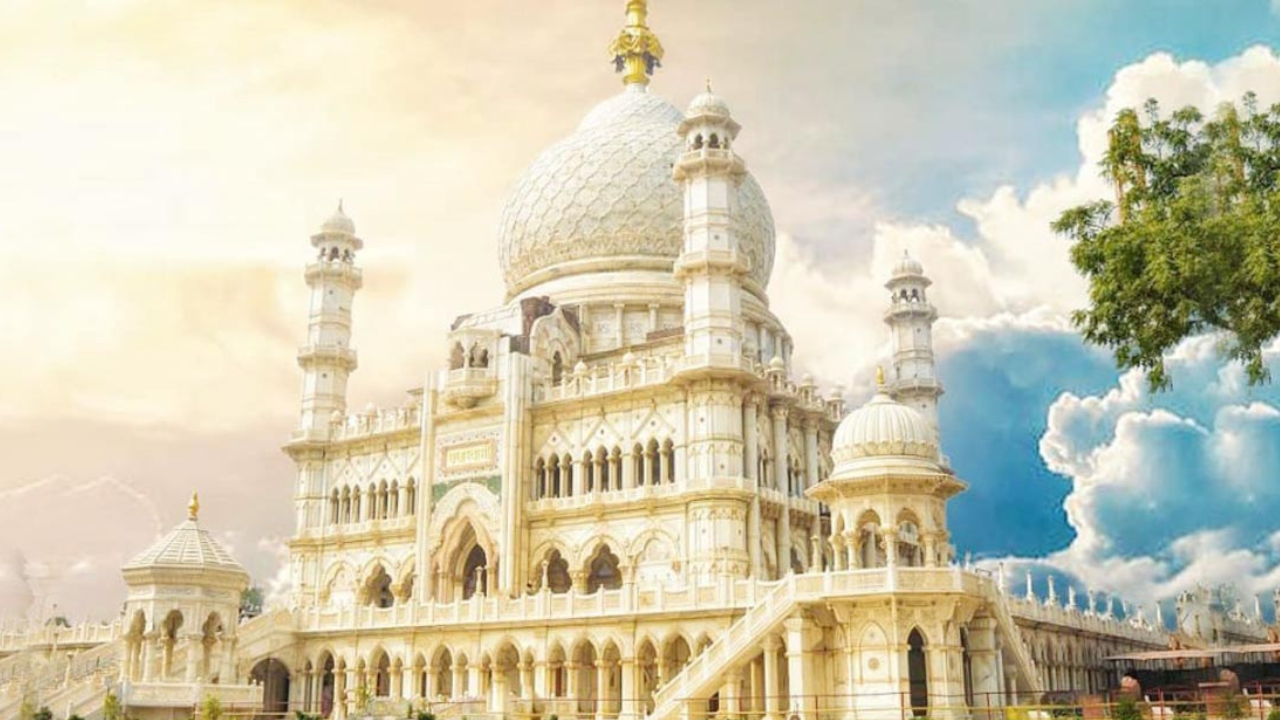 competition for taj mahal? new white marble building unraveled in agra