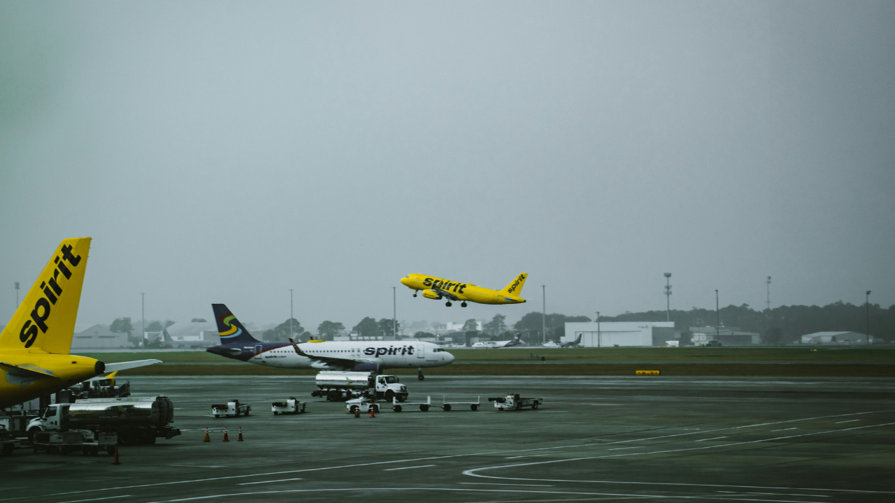 Bomb squad at Los Angeles Airport on Friday